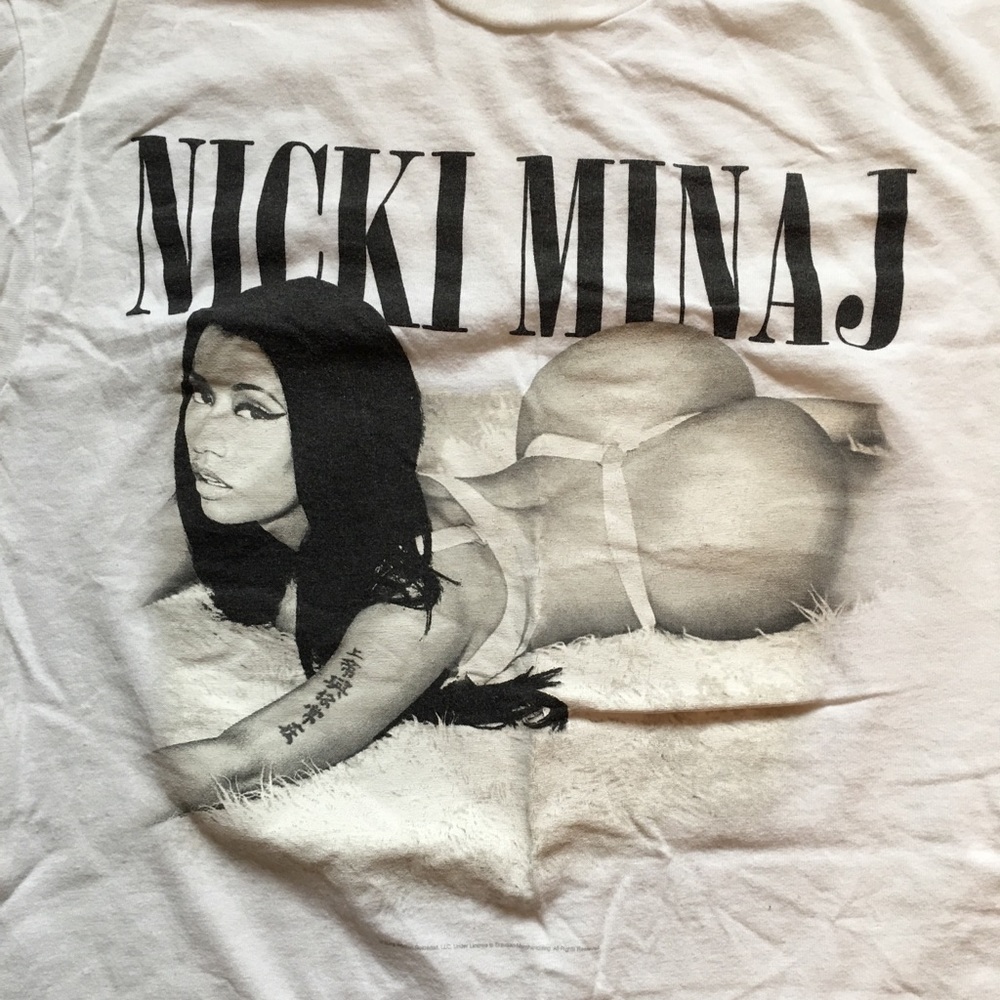 Men’s Nicki Minaj T-shirt.